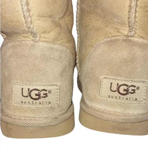 UGGS boot classic short kids sz W4. Logo snow warm lined Leather faux fur - Picture 5 of 9